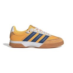Buty halowe adidas Spezialist. Brązowe buty sportowe męskie Adidas, bez zapięcia, do piłki ręcznej. W wyprzedaży za 342.75 zł.