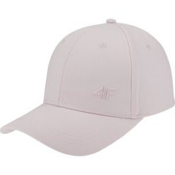 Czapka z daszkiem damska CAD301 - jasny róż. Czapki i kapelusze damskie marki 4f. Za 39.99 zł.