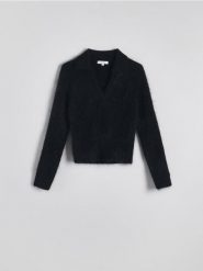 Sweter polo z wełną - czarny. Czarne swetry damskie Reserved, l, bez wzorów, z dzianiny, bez kołnierzyka, bez ramiączek, bez kaptura. W wyprzedaży za 199.99 zł.