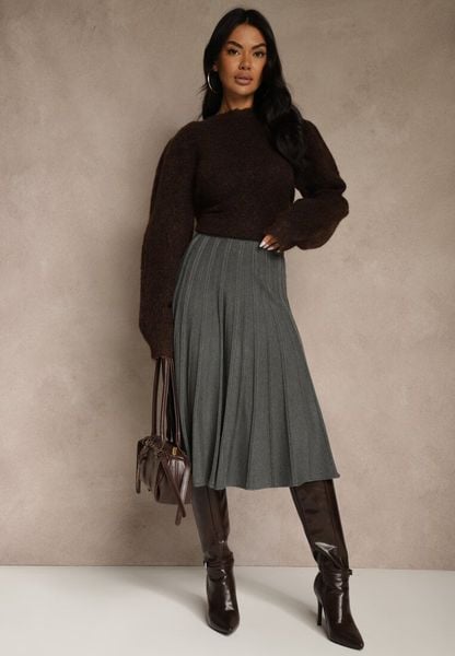 Ciemnoszara Dzianinowa Spódnica Plisowana o Rozkloszowanym Kroju Tuswia. Szare spódnice damskie Renee, l, z aplikacjami, z dzianiny, klasyczne, z podwyższonym stanem, midi, proste. Za 69.99 zł.