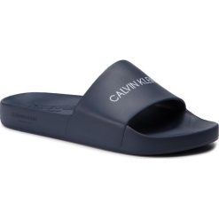 Klapki CALVIN KLEIN - Slide KM0KM00375 470. Klapki męskie marki Calvin Klein. Za 159.00 zł.