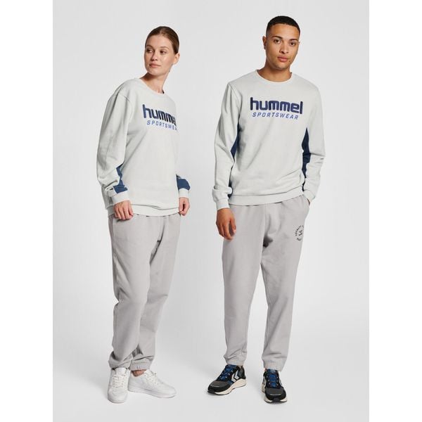 Bluza Hummel Legacy Wesley. Niebieskie bluzy damskie Hummel, l, bez wzorów, z bawełny, bez kaptura, na fitness i siłownię. Za 305.95 zł.