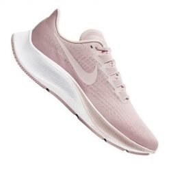 Buty do biegania damskie Nike Wmns Air Zoom Pegasus 37. Czerwone obuwie sportowe damskie Nike, bez wzorów, z materiału, do biegania. Za 576.00 zł.
