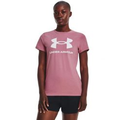 Koszulka damska z krótkimi rękawami UA Rival Logo Under Armour 1356305. Czerwone koszulki sportowe damskie Under Armour, bez wzorów, bez kołnierzyka, bez ramiączek, na fitness i siłownię. Za 99.99 zł.