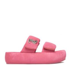 Klapki Juicy Couture. Czerwone klapki damskie Juicy Couture, bez wzorów, bez obcasa. Za 249.99 zł.