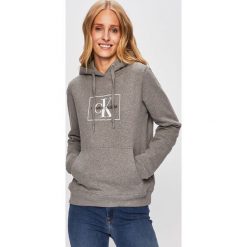 Calvin Klein Jeans - Bluza. Szare bluzy damskie Calvin Klein Jeans, s, bez wzorów, z bawełny, z kapturem. W wyprzedaży za 299.90 zł.