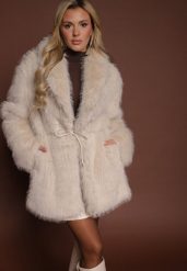 Beżowa Klasyczna Kurtka Futerko z Wąskim Wiązanym Paskiem w Talii Casfitta. Brązowe kurtki damskie Renee, l, bez wzorów, z futra, bez kaptura. Za 229.99 zł.