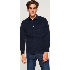 Sztruksowa koszula regular fit - Granatowy. Koszule męskie marki Giacomo Conti. W wyprzedaży za 79.99 zł.