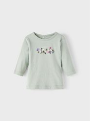 NAME IT Bluzka 13206900 Zielony Regular Fit. Zielone t-shirty i topy dla dziewczynek Name it, bez wzorów, z bawełny, bez ramiączek. Za 59.99 zł.