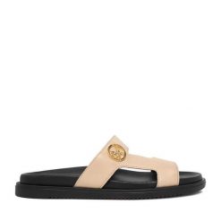 Klapki Beverly Hills Polo Club. Brązowe klapki damskie Beverly Hills Polo Club, bez wzorów, bez obcasa. Za 329.99 zł.