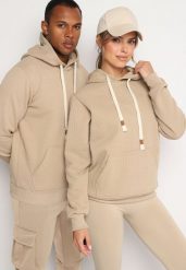 Ciemnobeżowa Bluza z Bawełną Wykończona Kapturem Kangurową Kieszenią i Polarem Padela. Brązowe bluzy męskie Born2be, l, bez wzorów, z bawełny, z kapturem. Za 84.99 zł.