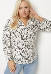 Jasnobeżowa Koszula z Wiskozą w Abstrakcyjny Print z Dekoltem w Serek Aretiava. Brązowe bluzki damskie Born2be, xl, z aplikacjami, z jeansu, eleganckie, bez kołnierzyka, bez ramiączek. Za 64.99 zł.