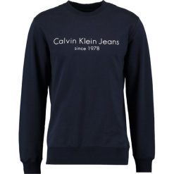 Calvin Klein Jeans HAMATO REGULAR FIT Bluza night sky. Bluzy męskie marki Calvin Klein Jeans. W wyprzedaży za 359.10 zł.