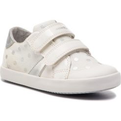 Trampki GEOX - B Gisli G. A B921MA 0SBHH C0007 S White/Silver. Trampki i tenisówki dziewczęce marki Geox. W wyprzedaży za 159.00 zł.