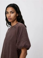 Bluzka z modalem - brązowy. Brązowe bluzki damskie Reserved, l, bez wzorów, z tkaniny, bez kołnierzyka, bez ramiączek. Za 99.99 zł.