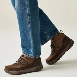 Damskie buty trekkingowe Shayford. Brązowe trekkingi damskie Regatta, trekkingowe. Za 314.50 zł.