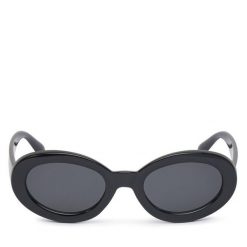 Okulary przeciwsłoneczne JENNY. Czarne okulary przeciwsłoneczne damskie Jenny. Za 49.99 zł.
