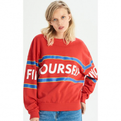 Bluza z kolorowym nadrukiem - Czerwony. Czerwone bluzy damskie Sinsay, w kolorowe wzory. Za 49.99 zł.