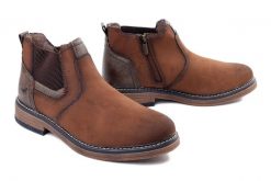 Mustang 36M0071001 whisky, botki męskie. Brązowe botki męskie Mustang, bez wzorów, klasyczne, bez zapięcia. Za 309.90 zł.