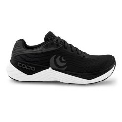 Damskie buty do biegania Topo Athletic Ultrafly 5. Białe obuwie sportowe damskie Topo Athletic, bez wzorów, do biegania. Za 679.95 zł.