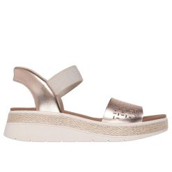 Damskie sandały na koturnie Skechers Bobs Sun Ray. Czerwone sandały damskie Skechers, bez wzorów, bez obcasa, na koturnie, bez zapięcia. Za 305.50 zł.