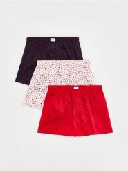 3 pack bokserek Loose - czerwony. Czerwone bokserki męskie Reserved, l, bez wzorów. W wyprzedaży za 45.99 zł.