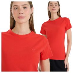 T-shirt slim gładki damski 4F 4FWMM00TTSHF2255. Czerwone t-shirty damskie 4f, xl, bez wzorów, z bawełny, klasyczne, bez kołnierzyka. Za 34.99 zł.