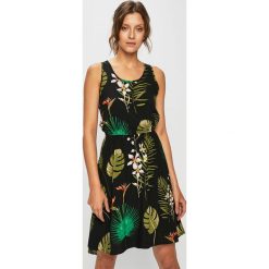 Only - Sukienka. Sukienki damskie marki Only. Za 119.90 zł.