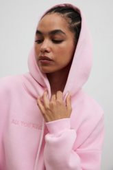 Bluza z kapturem oraz HAFTEM w kolorze MARSHMALLOW PINK - GARSON-UNI. Różowe bluzy damskie Marsala, m, bez wzorów, z bawełny, z kapturem. Za 329.90 zł.