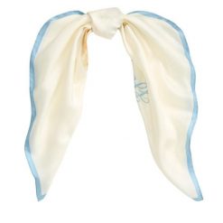 Chusta LAUREN RALPH LAUREN. Białe szaliki i chusty damskie Lauren Ralph Lauren, bez wzorów. Za 519.99 zł.