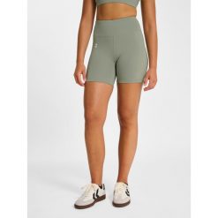 Szorty damskie Hummel HIIT impact Hw. Szare szorty sportowe damskie Hummel, bez wzorów, sportowe, na fitness i siłownię. Za 207.00 zł.