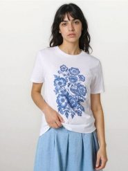 Bawełniana koszulka z nadrukiem kwiatowym - biały. Białe t-shirty damskie Sinsay, l, bez wzorów, z bawełny, bez kołnierzyka. Za 12.99 zł.