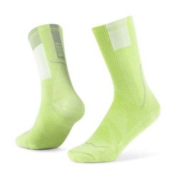 Skarpety BUFF Coolnet Crew. Żółte skarpety damskie Buff, bez wzorów, z elastanu. Za 119.99 zł.
