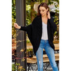 Kardigan oversize warkocz ls238. Kardigany damskie marki Lemoniade. W wyprzedaży za 119.00 zł.