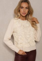 Jasnobeżowy Sweter z Wiskozą Ozdobiony Aplikacjami z Siateczki Harilia. Brązowe swetry damskie Renee, z aplikacjami, z jeansu, casualowe, bez kołnierzyka, bez ramiączek, bez kaptura. Za 129.99 zł.