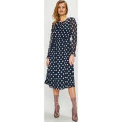 Vila - Sukienka. Niebieskie sukienki damskie Vila, l, bez wzorów, z materiału, casualowe, bez kołnierzyka, bez ramiączek. W wyprzedaży za 159.90 zł.