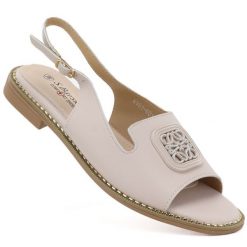 Skórzane sandały damskie płaskie nude S.Barski 61-6018. Sandały damskie S.BARSKI, bez wzorów, ze skóry, bez obcasa, na płaskiej podeszwie, bez zapięcia. Za 179.99 zł.