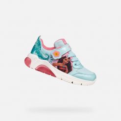 Buty GEOX J FADINLIGHT Niebieski. Niebieskie obuwie sportowe damskie Geox, bez wzorów, z syntetyku, na fitness i siłownię. Za 218.99 zł.