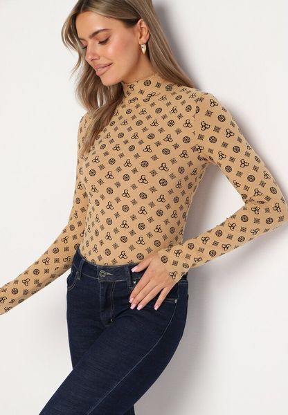 Beżowa Bluzka Golf z Bawełny z Geometrycznym Wzorem Heslitta. Brązowe bluzki damskie Born2be, l, bez wzorów, z bawełny, biznesowe, bez kołnierzyka, bez ramiączek. Za 29.99 zł.