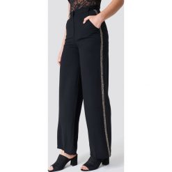 NA-KD Trend Spodnie z ozdobnymi lampasami - Black - 2