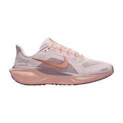 Buty do biegania damskie Nike W Air Zoom Pegasus. Czerwone obuwie sportowe damskie Nike, bez wzorów, z materiału, do biegania. Za 767.00 zł.