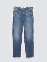 Jeansy damskie z krótką nogawką niebieskie Adela Cropped 296. Niebieskie jeansy damskie Big Star. Za 299.99 zł.