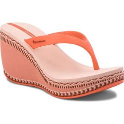 Japonki IPANEMA - Lipstick Thong VI Fem 82286 Pink/Orange 20907. Brązowe klapki damskie Ipanema, z tworzywa sztucznego. W wyprzedaży za 119.00 zł.