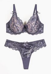 Granatowo-Różowy Komplet Bielizny z Koronką i Kokardkami Biustonosz i Stringi Nasorinne. Niebieskie stringi damskie Renee, bez wzorów, z koronki. Za 29.99 zł.