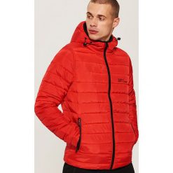 Pikowana kurtka z kapturem - Czerwony. Czerwone kurtki męskie House. Za 149.99 zł.