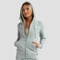 Bluza damska fitness z kapturem i zamkiem eukaliptowa Limitless. Zielone bluzy damskie GYMBEAM, m, bez wzorów, z bawełny, z kapturem, na fitness i siłownię. Za 127.90 zł.