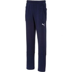 Spodnie dla chłopca Puma Liga Casuals Pants granatowe 655635 06. Białe spodnie materiałowe dla chłopców Puma, bez wzorów. Za 142.99 zł.