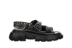 Sandały Bayla-161 145 22 2260 Black 161471, Czarny, Skóra naturalna - 39. Czarne sandały damskie Bayla, bez wzorów, z materiału, bez obcasa, na koturnie, bez zapięcia. W wyprzedaży za 152.10 zł.