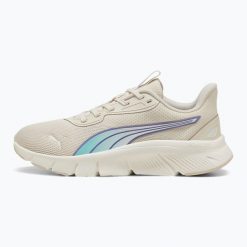 Buty do biegania PUMA FlexFocus Lite Modern. Białe obuwie sportowe damskie Puma, bez wzorów, do biegania. Za 179.99 zł.