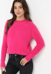 Fuksjowy Puchaty Sweter Wełniany Helmintts. Czerwone swetry damskie Born2be, bez wzorów, z tkaniny, bez kołnierzyka, bez ramiączek, długie, bez kaptura. Za 29.99 zł.